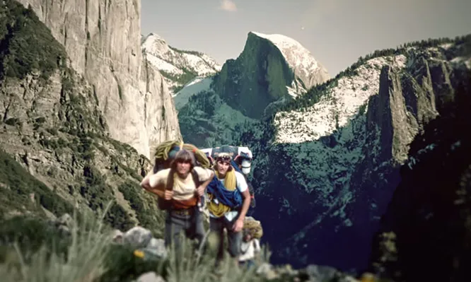 Una imatge de la pel·lícula "Valley uprising".