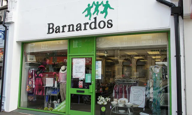 Charity shop de Barnardo's. Font: Alwyn Ladell, Flickr