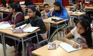 Nois i noies participants en el programa PSAU (Font: UB)