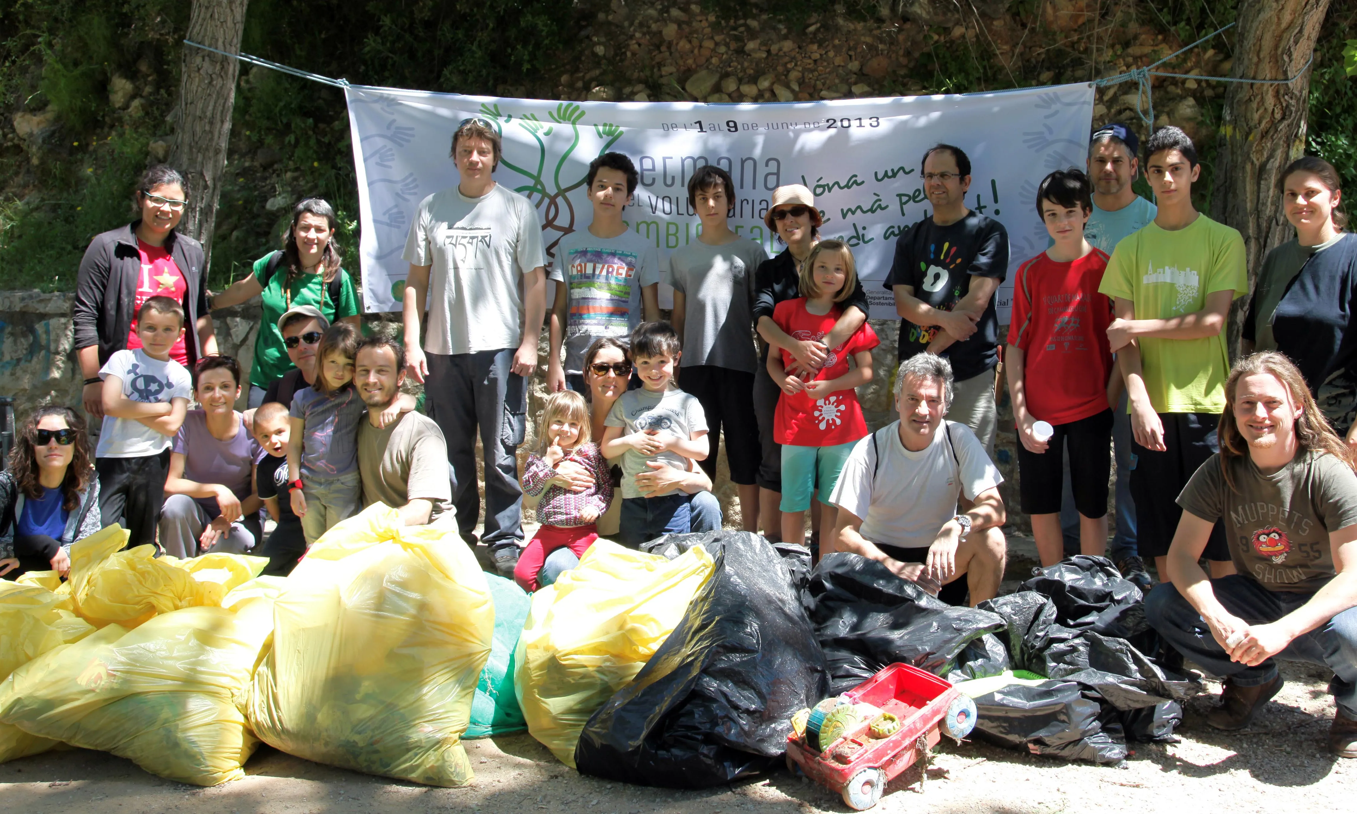 Neteja dins el marc de la Setmana del Voluntariat Ambiental