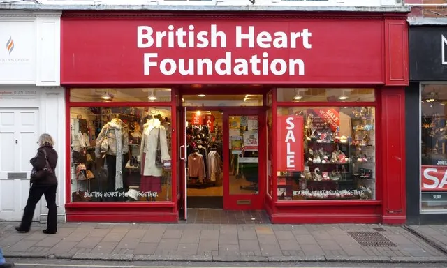 Charity shop British Heart Foundation. Font: www.geograph.org.uk
