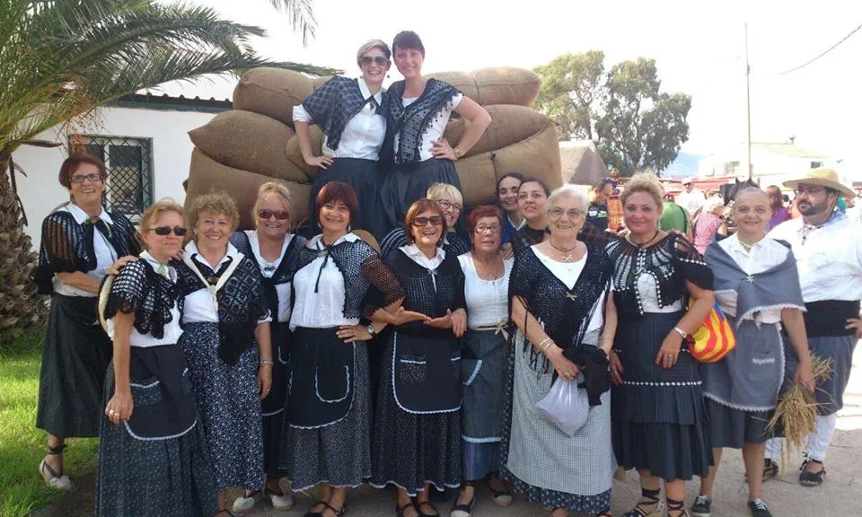 Colla sardanista i de jotes del Delte de l'Ebre
