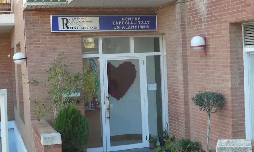 Entrada al centre de l'associació