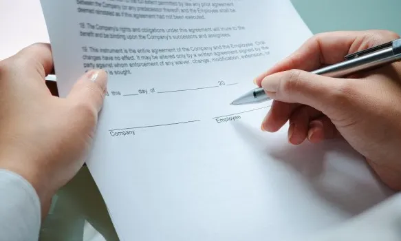 Signatura contracte. Font: NAFA. Asesores y consultores