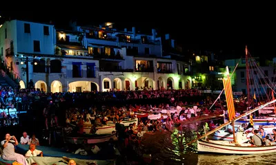 La cantada d'havaneres de Calella de Palafrugell, impulsada per l'Associació d'Amics de Calella (imatge:catalunya.com)
