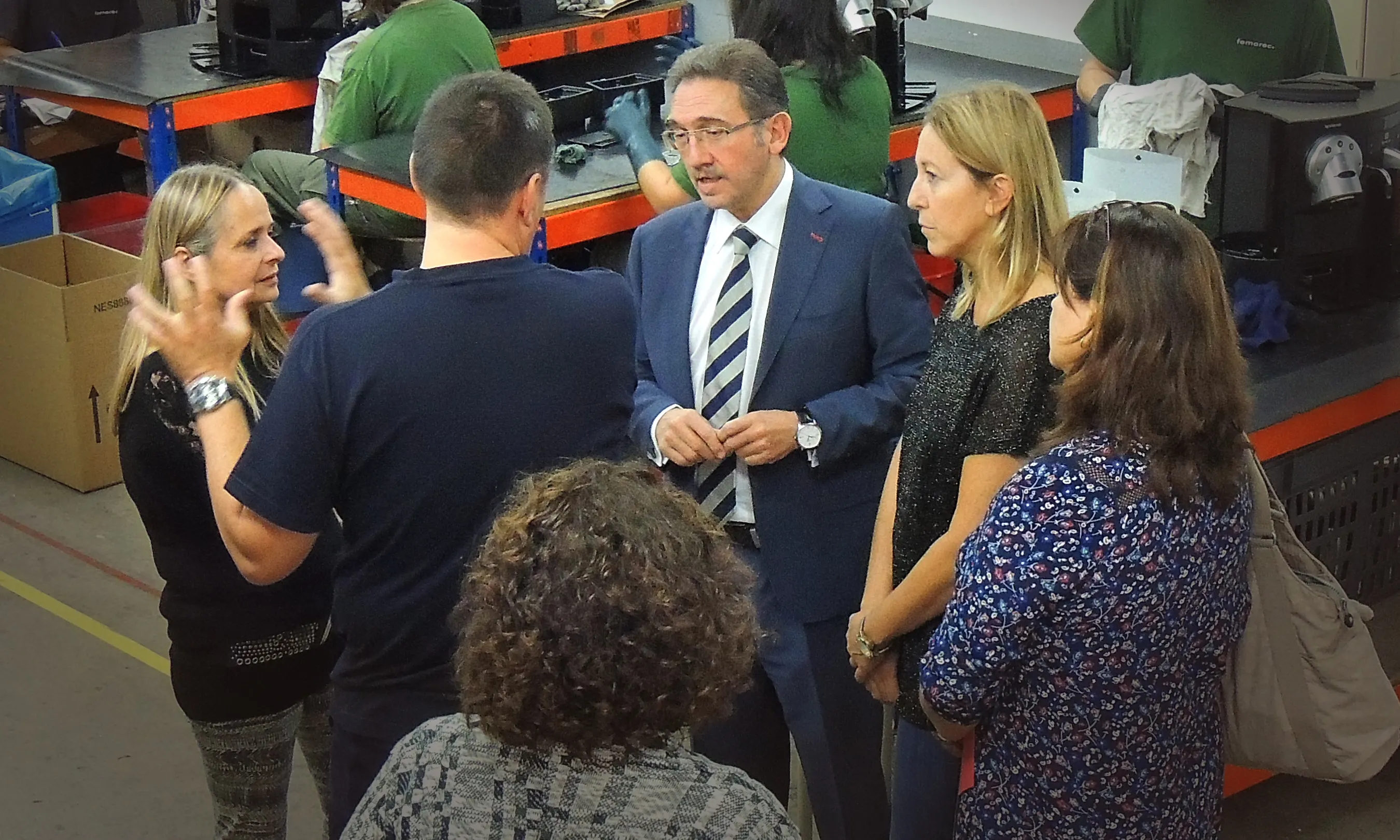 Imatge de la visita de Neus Munté a Femarec.