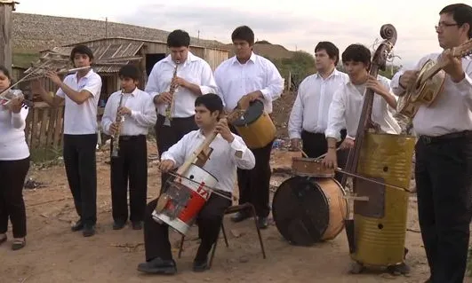 L'orquestra Cateura, protagonista de la sessió inagural del Ficma(imatge:landfillharmony)