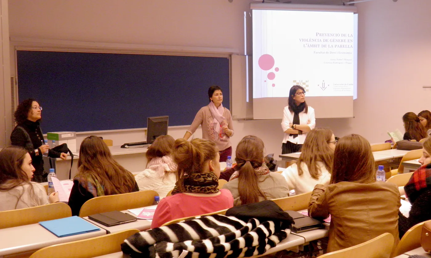 Sessió del màster de gènere de la Universitat de Lleida 