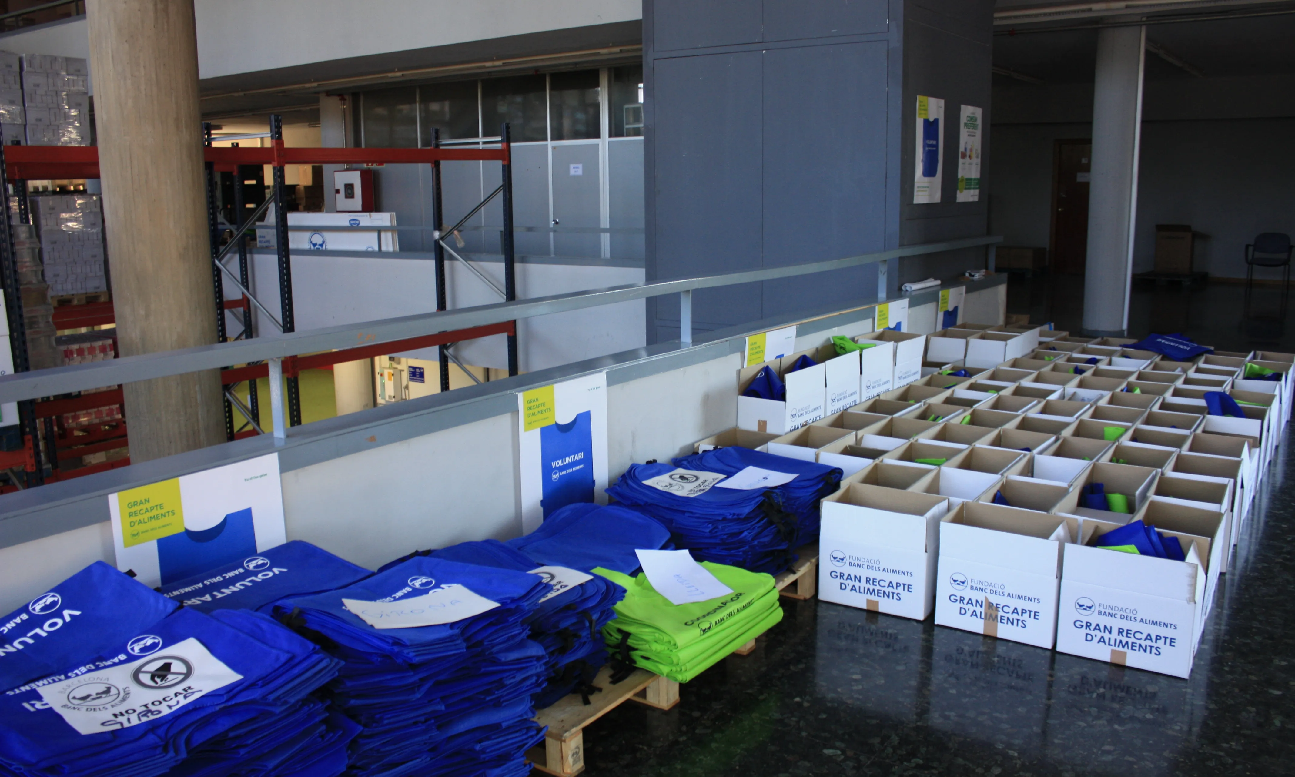 Material preparat per a la campanya.