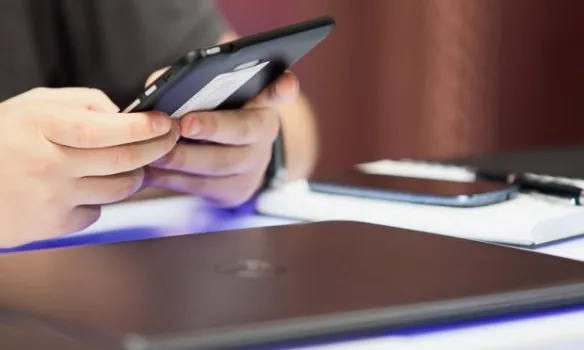 Diferents dispositius per connectar-se a Internet. Font: web del congrés