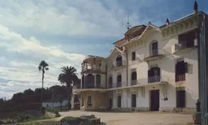 Edifici on es troba l'Associació Terra i Cel