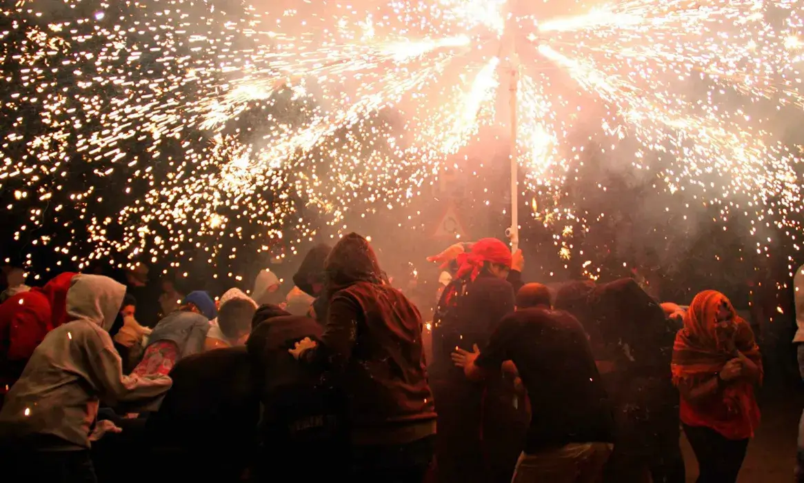 Correfoc de la colla de Diables de'n Pere Botero (Font: Pere Botero)