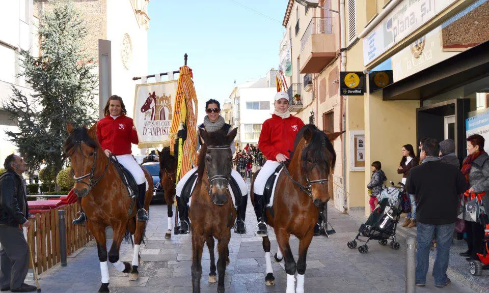L'Associació d'Amics dels Cavalls d'Amposta col·labora en festes a la comarca (imatge: Amics Dels Cavalls d'Amposta)
