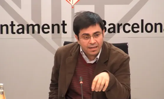 Gerardo Pisarello en la presentació del pla. Font: social.cat