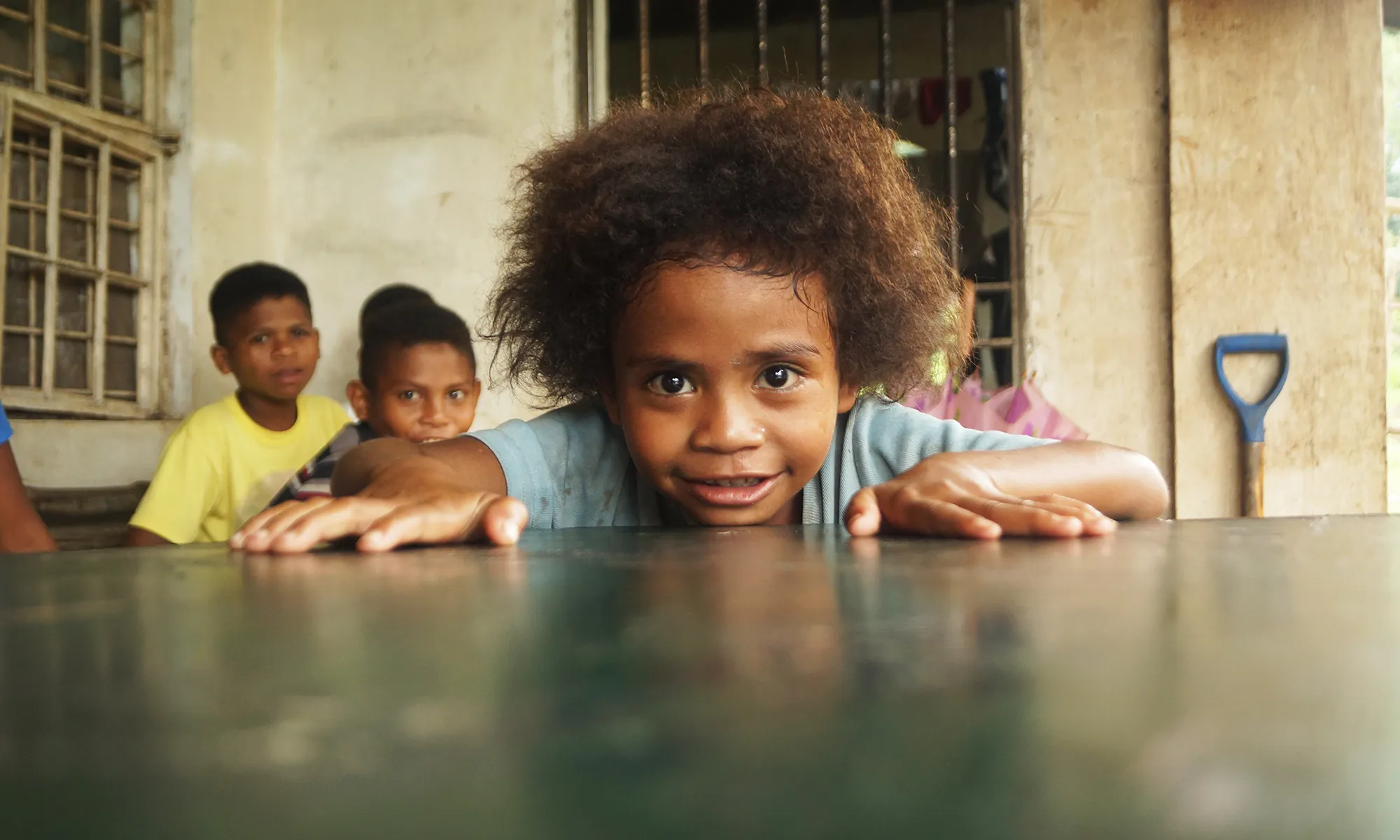 Infant de Luzon, Filipines, on Setem també col·labora amb un camp de solidaritat (Font: Setem)