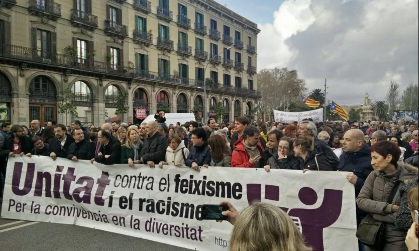 Milers de persones van rebutjar en massa la gestió que està duent la UE sobre la situació de les persones refugiades.