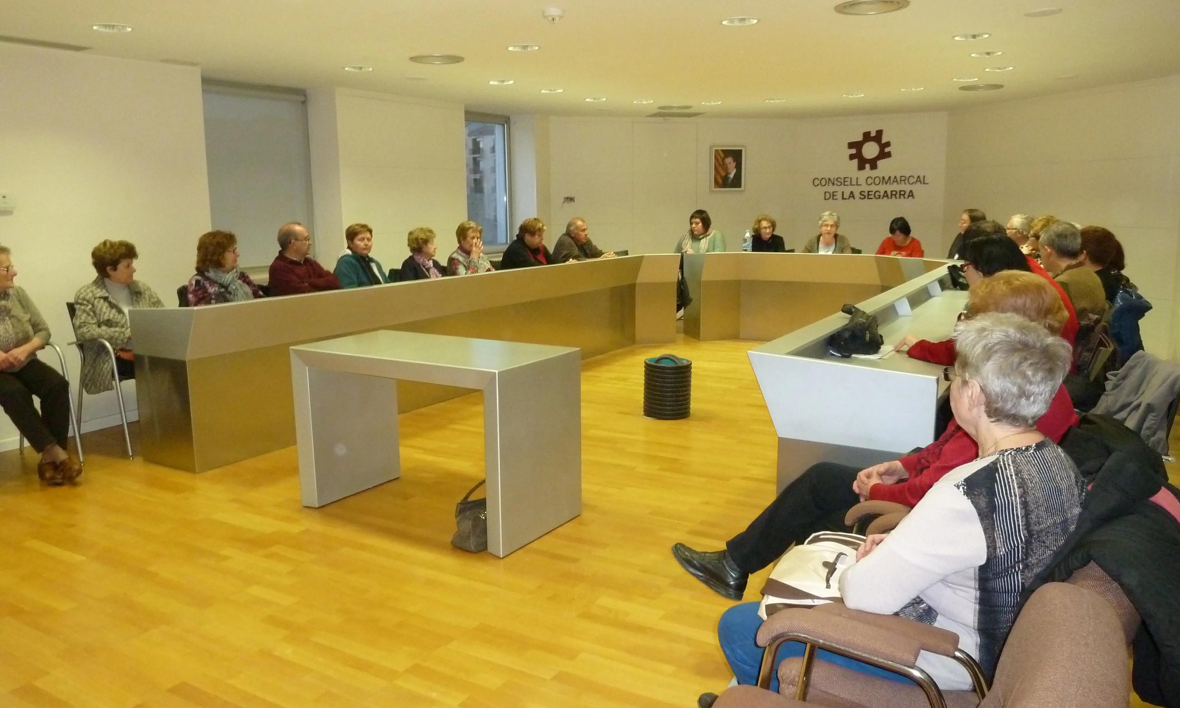 L'Associació està vinculada als Serveis socials i sanitaris de les Comarques de La Segarra i l'Urgell mitjançant les Taules de Salut Mental (Font: Ondara Sió)