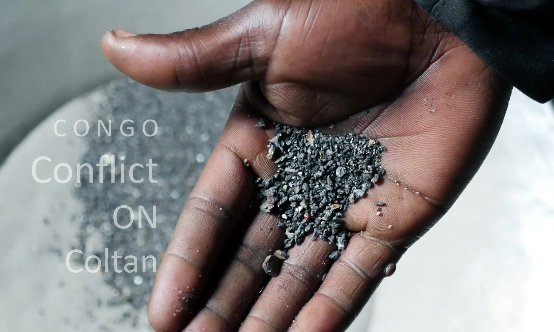 Coltan, un dels minerals de conflicte. Font: Youtube