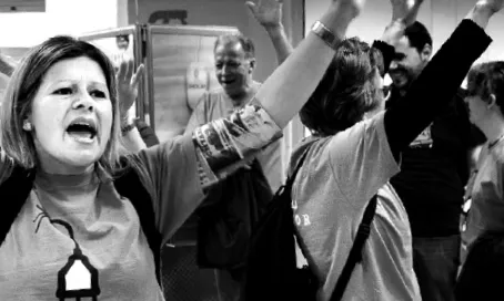 Manifestació en una oficina d'Endesa