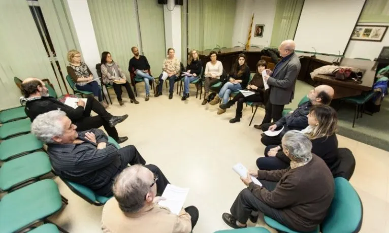 Sopa de Pedres a la comissió de participació ciutadana de Santa Coloma de Farners (imatge: tribunaselvatana.cat)