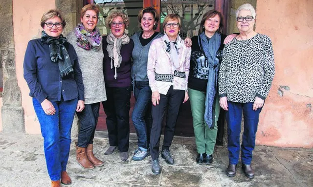 Junta de l'Associació de Dones l'Esbarjo 