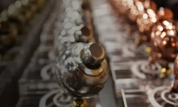 Els trofeus que representen baldufes, símbol de l'entitat