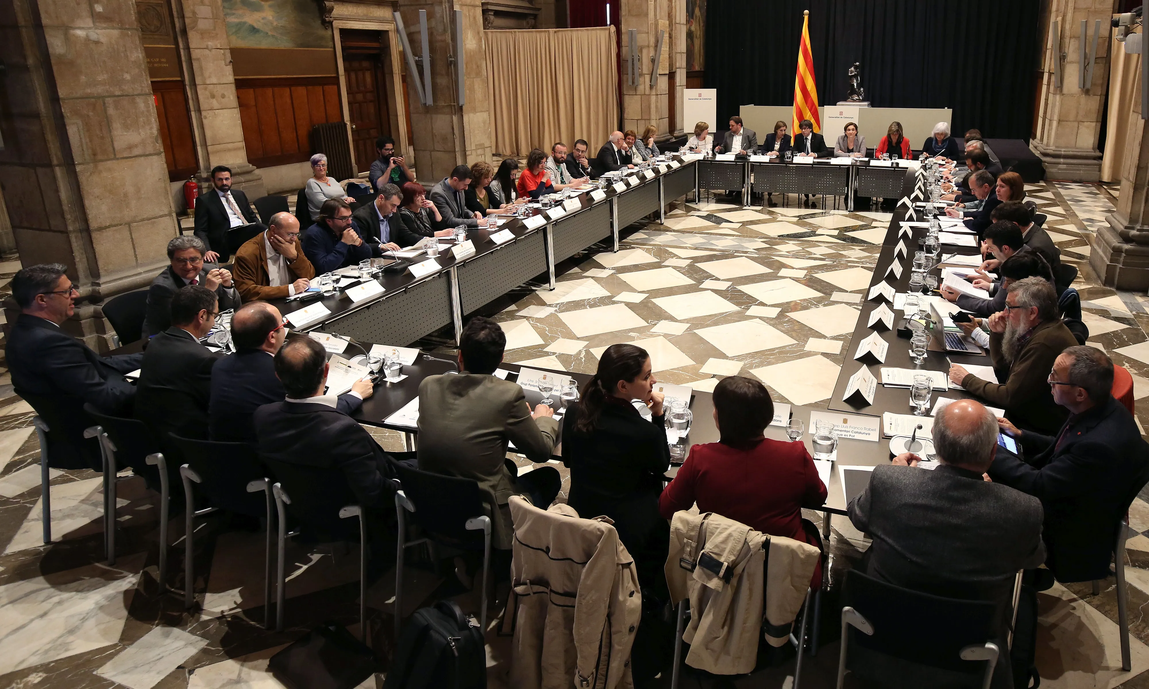 Fotografia de la reunió del 3 de maig. Font: web tercersector.cat