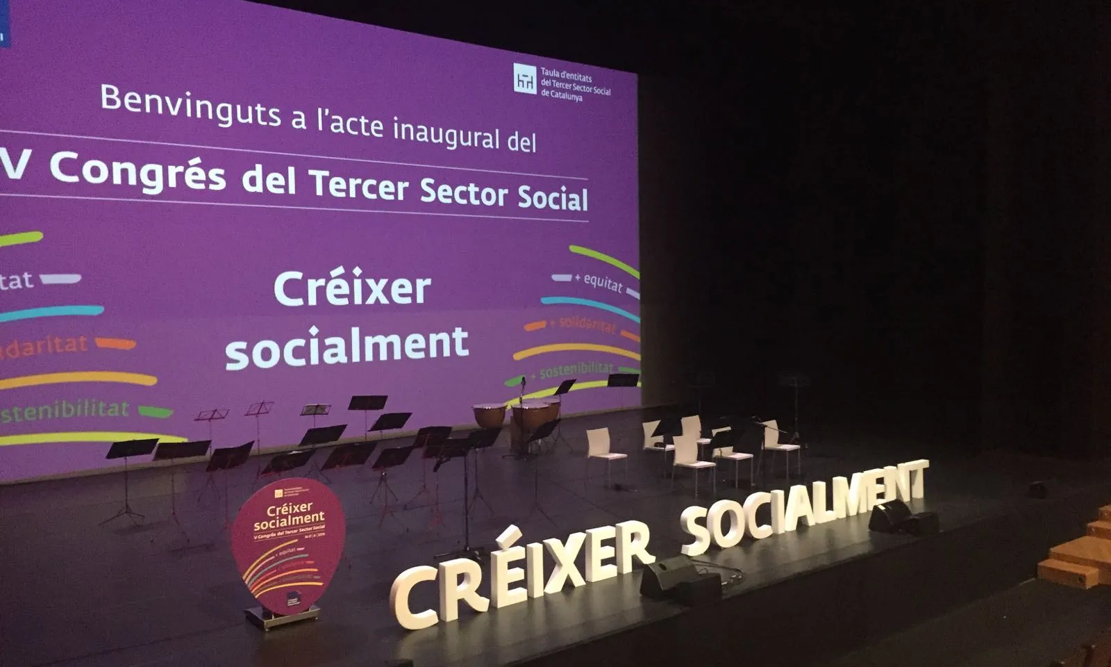 Escenari de la inauguració del V Congrés - Font: Marina Aguilar