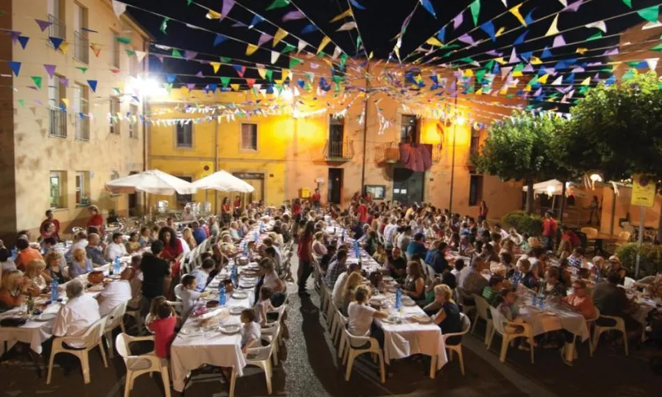 Festa Major de Caldes de Malavella (del 30 de juliol al 9 d’agost).
