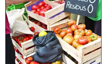 Acció de la Fundació Residus i Consum pel Dia Sense Bosses. Font: Residusiconsum.org