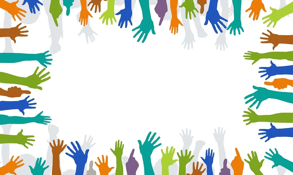 Mans de voluntariat. Font: Pixabay