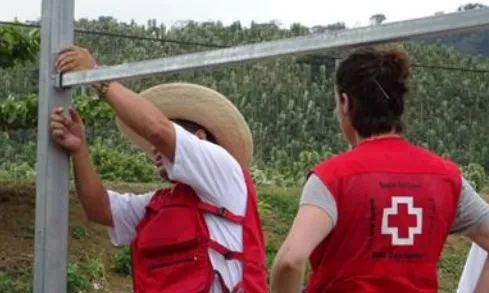 Assistència humanitària pel desenvolupament de les comunitats agrícoles. Font: Creu Roja