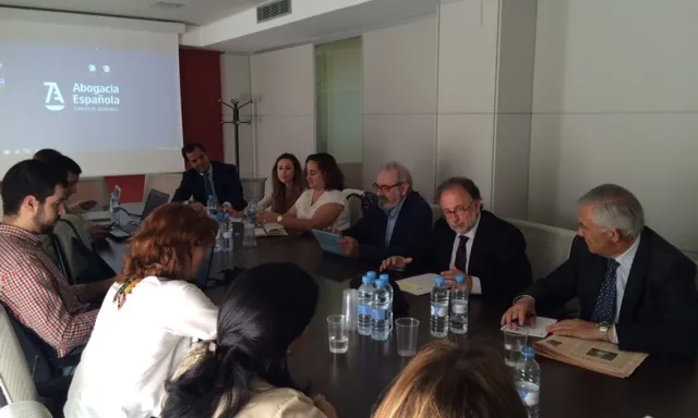 Presentació fundació legado solidario. Font: abogacia.es