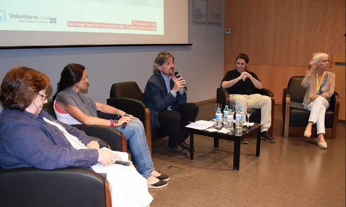 Imatge de la jornada de voluntariat en l'àmbit de la salut celebrada el 2015