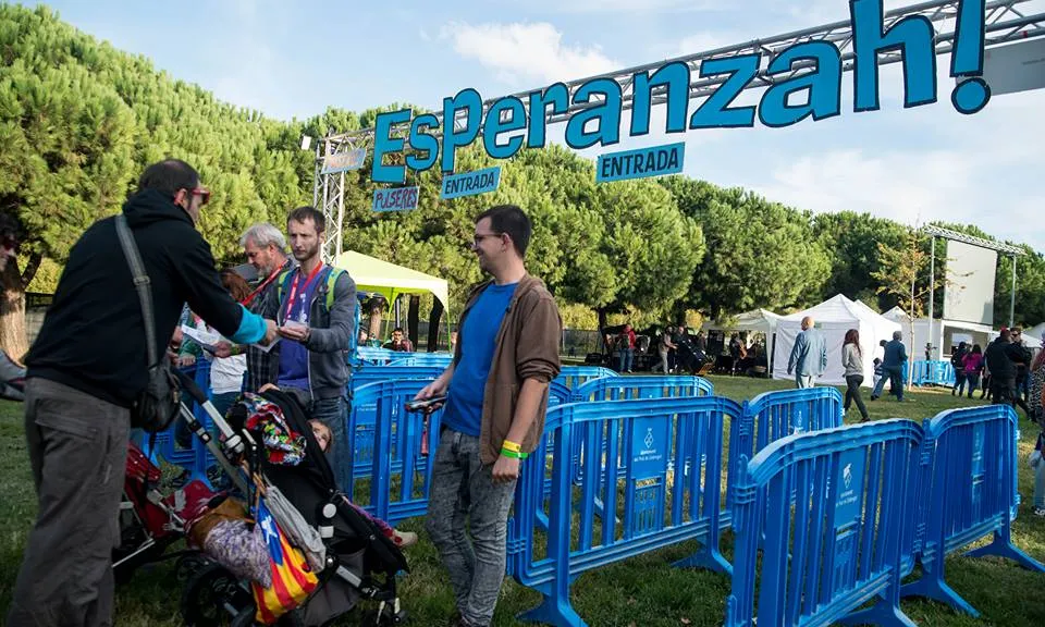 Entrada al recinte del Festival Esperanzah 2015. Font: Violeta palazón- Festival 1025