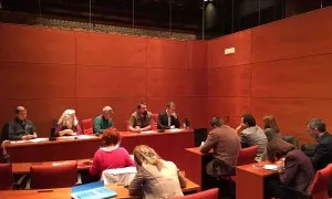 Presentació al parlament de la proposta de Llei Catalana de Prevenció de residus i ús eficient dels recursos, que incorpora mesures com la aprovada a França (imatge: residusiconsum.org)