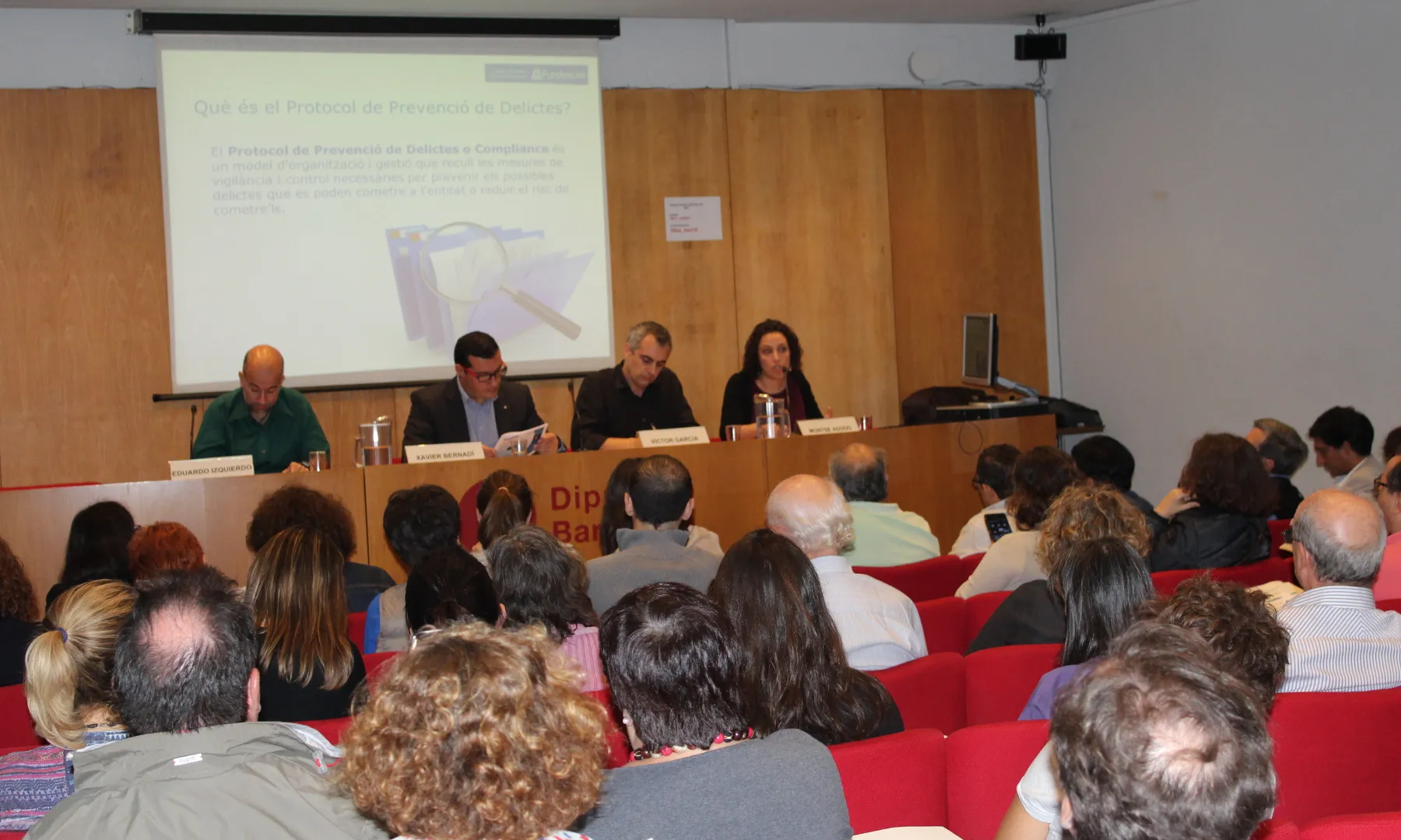 Durant la jornada es van tractar breument altres novetats legals per a entitats. Font: Suport Associatiu