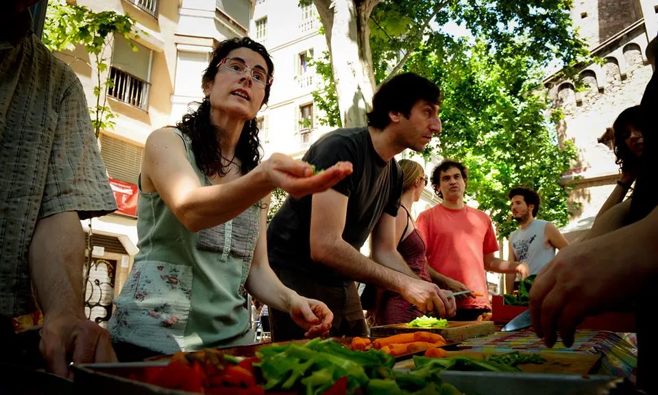 Durant el "Gran Dinar" organitzat per la PAA el 2014 es van recuperar més de 4 tones de menjar (imatge: gran dinar)