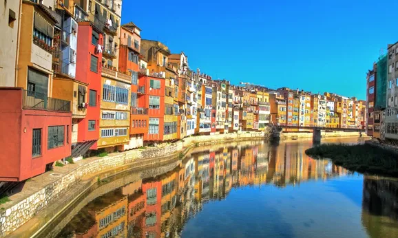 La Girona de les Solucions vol ser un aparador dels projectes amb un impacte positiu social que s'estan endegant a Girona. (Font:  lasciudadesdelassoluciones.org/)