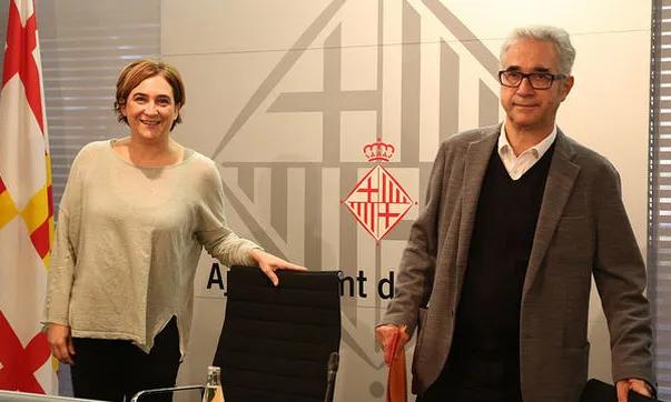 Ada Colau amb Josep Maria Montaner, regidor d'Habitatge de l'Ajuntament de Barcelona. Foto: Eldiario.es.