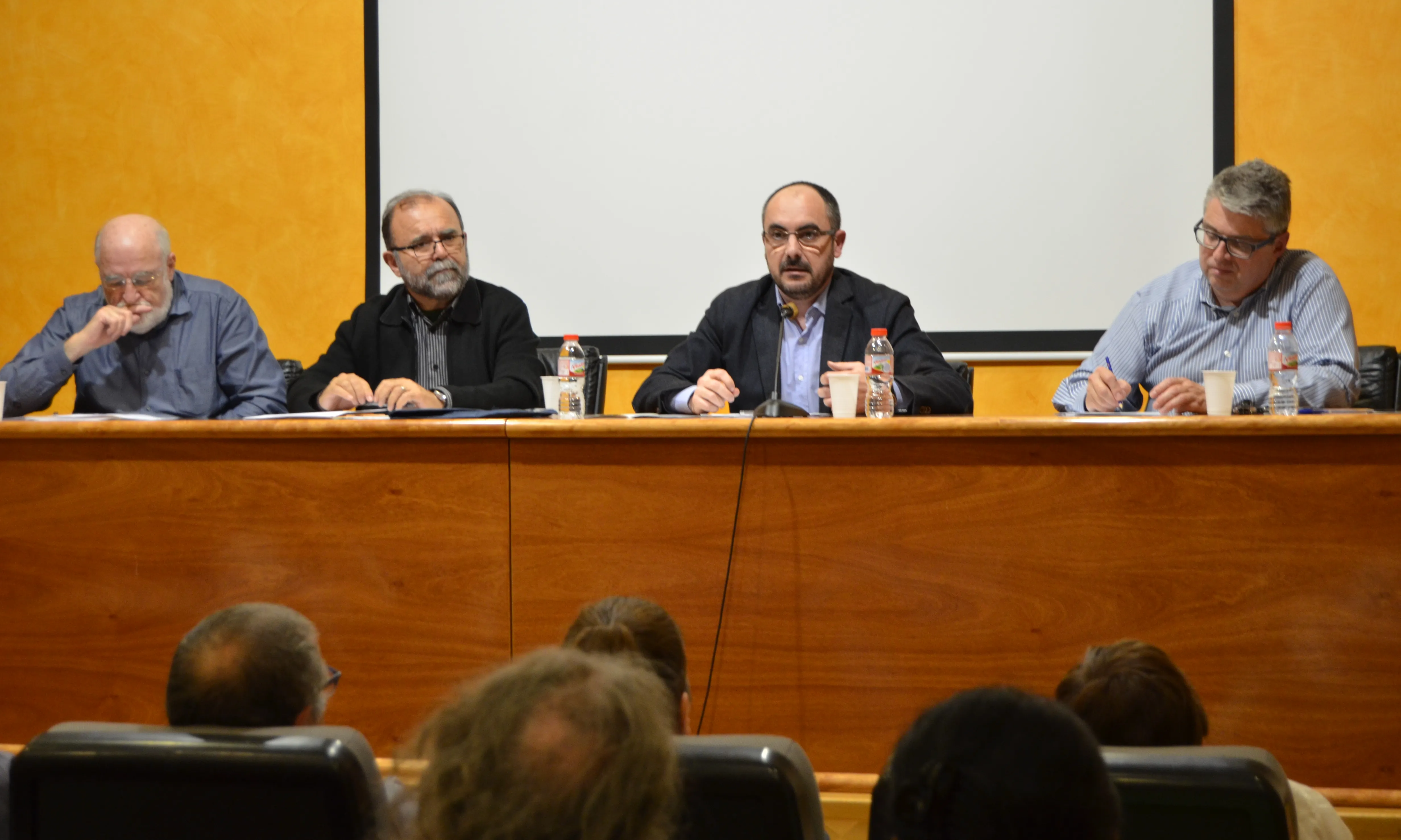 D'esq. a dreta: Josep M. Vallès i Martí; Pep Vallès i Sanmartí; Salvador Casals i Jordi Agràs (font: FAC).
