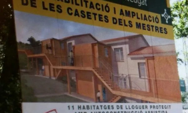 Cartell del projecte de 'Les Cases dels Mestres', a Sant Cugat. Font: Sostre Cívic