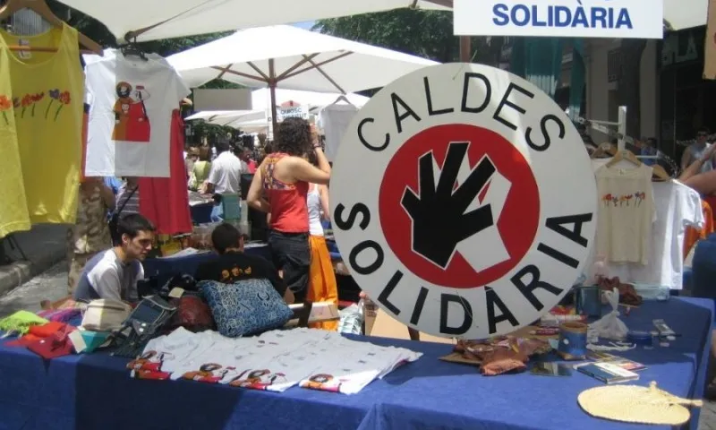 Caldes Solidària a una fira a Caldes de Montbui. Font: Caldes Solidària