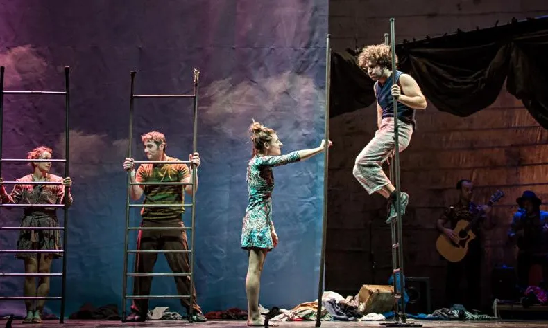 Estrena d'Invisibles / Foto: Ateneu Popular de 9Barris