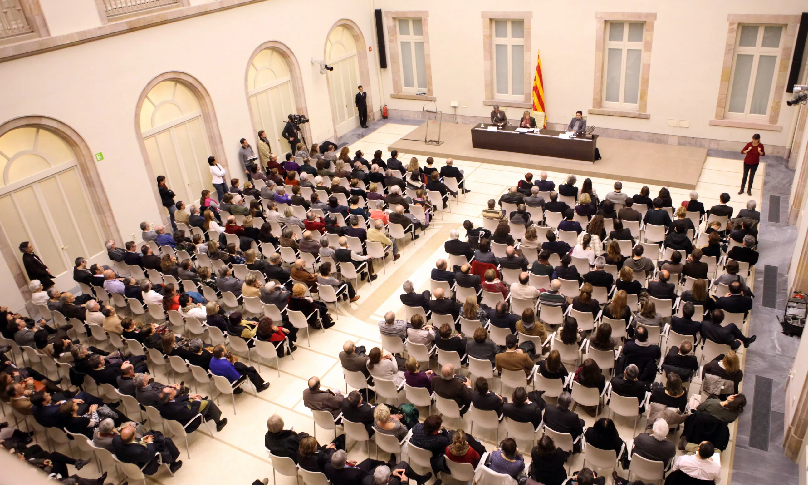 Foto de l'acte d'entrega del Premi Solidaritat 2012. Foto: Parlament de Catalunya.