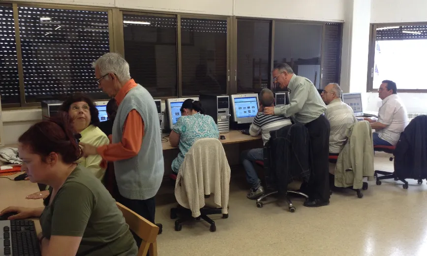 Donant suport al Punt Òmnia del CPS Francesc Palau