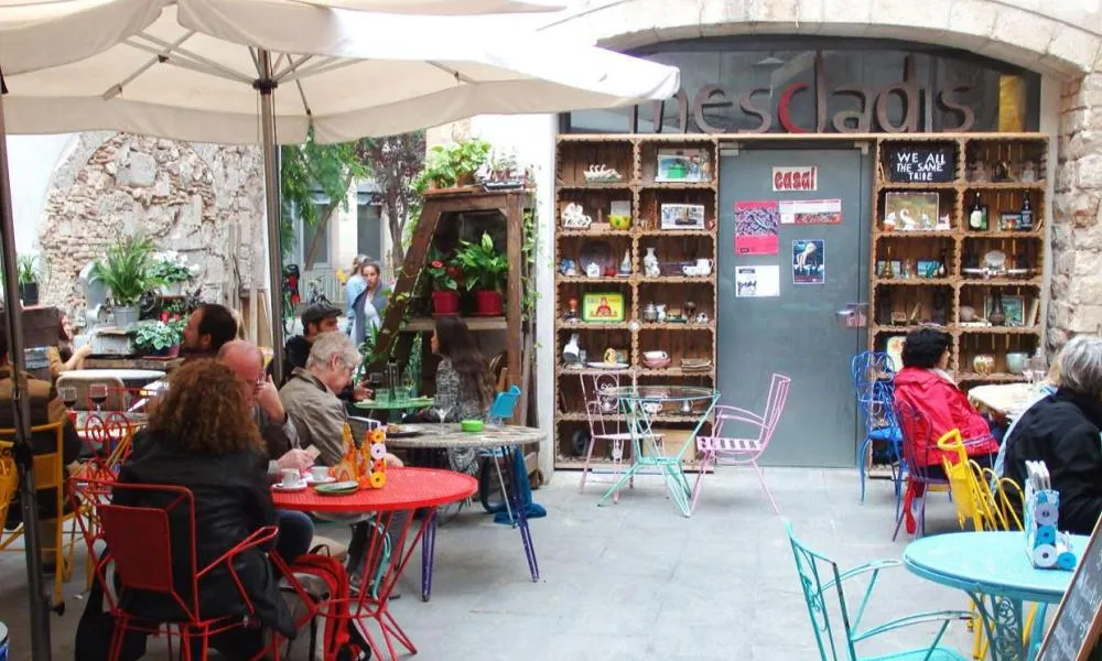 Restaurant de Mescladís per dins. Font: mescladis.org