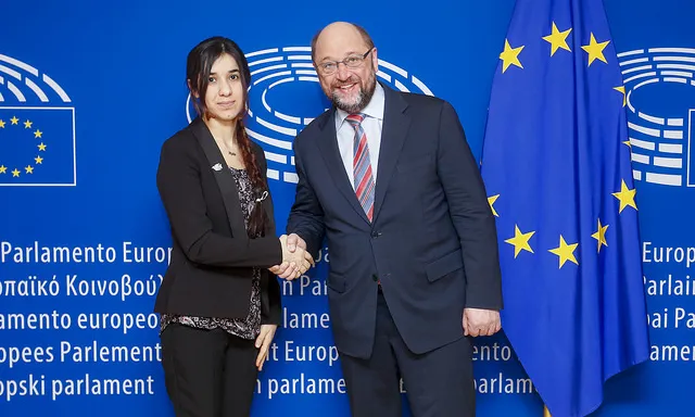 Nadia Murad amb Martin Schulz. Font: © European Union 2016 - European Parliament