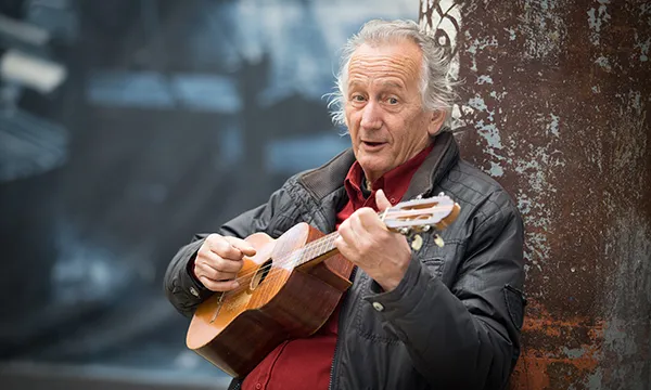 Festival Folk Internacional Tradicionàrius (Barcelona, del 13 de gener al 23 de juny).