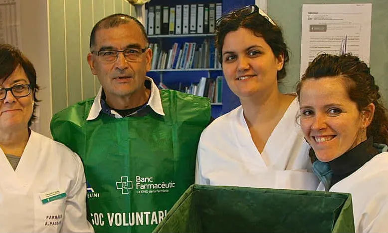 Per aconseguir l’èxit de la recollida es necessita la col·laboració de més de 800 farmàcies i de 1.600 persones voluntàries (Font: Banc Farmacèutic)